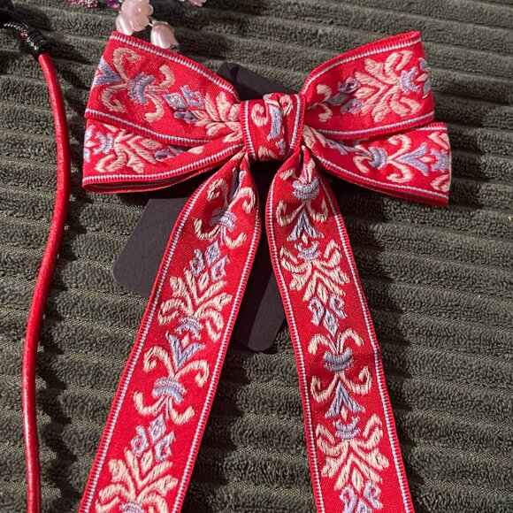 10pc Jewelry bundle hair clips earrings necklace - Picture 16 of 16